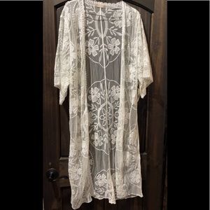 Altar’d State Lace Kimono